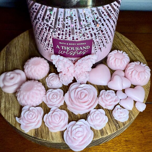 NEW WAX MELTS 2.08oz Bath & Body Works Candle Wax Melts - A THOUSAND WISHES! - Picture 2 of 4